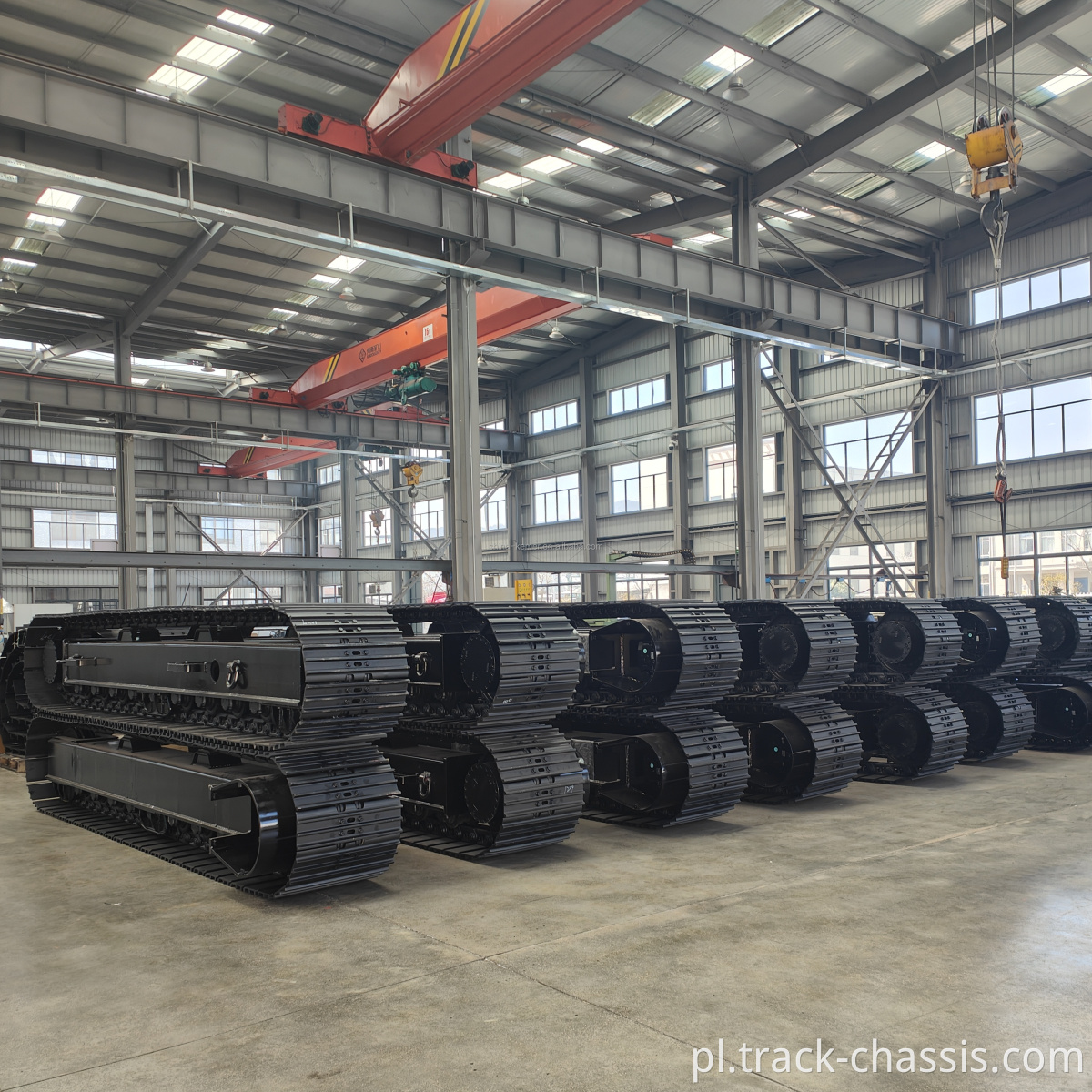 Dostosowany system gumowego podwozia typu rozszerzenia gumowego podwozia z obrotem dla małego zestawu wiertniczego